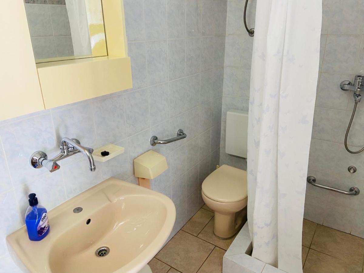 Apartments Tri Zala Zrnovo Εξωτερικό φωτογραφία