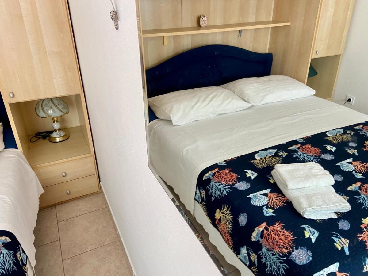 Apartments Tri Zala Zrnovo Εξωτερικό φωτογραφία